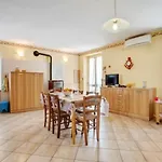 Villa Ciraldo In Monferrato Con Giardino Per 8 Persone Immersa Nel Verde Willa San Salvatore Monferrato