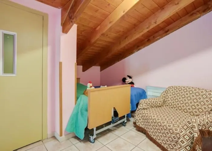 Villa Ciraldo In Monferrato Con Giardino Per 8 Persone Immersa Nel Verde *