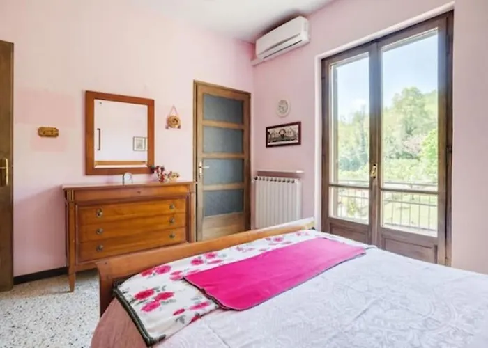 Villa Ciraldo In Monferrato Con Giardino Per 8 Persone Immersa Nel Verde San Salvatore Monferrato