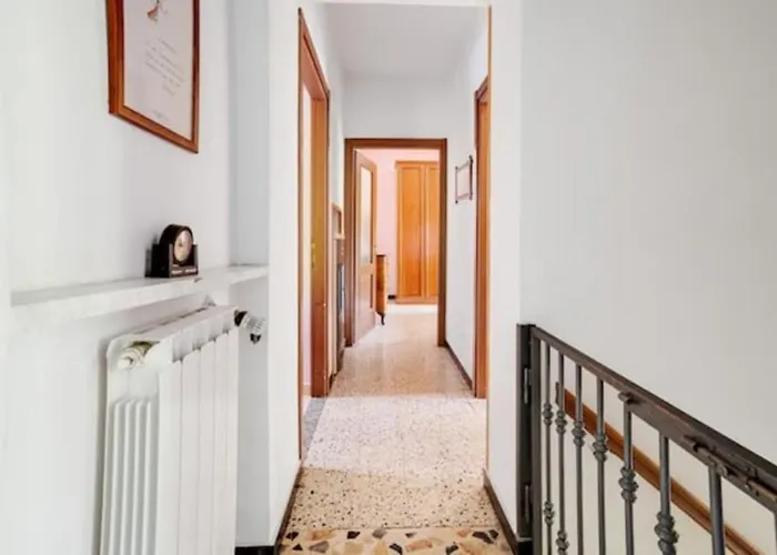 Villa Ciraldo In Monferrato Con Giardino Per 8 Persone Immersa Nel Verde Villa *