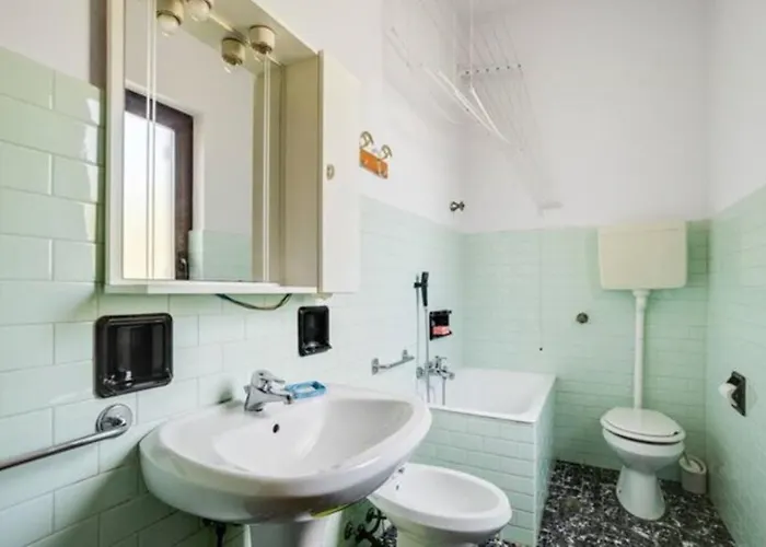 Villa Ciraldo In Monferrato Con Giardino Per 8 Persone Immersa Nel Verde Villa San Salvatore Monferrato