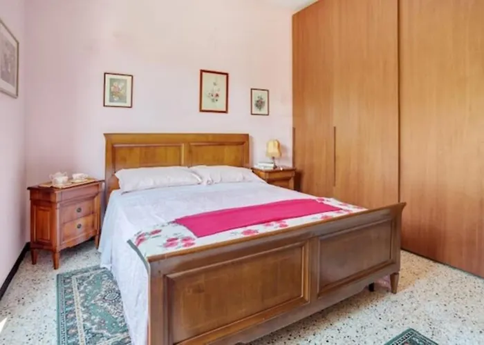 Villa Ciraldo In Monferrato Con Giardino Per 8 Persone Immersa Nel Verde Villa *
