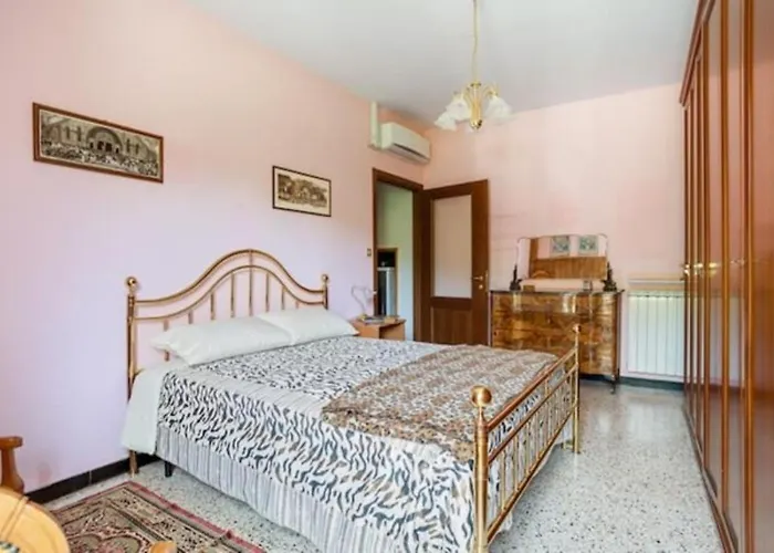 Villa Villa Ciraldo In Monferrato Con Giardino Per 8 Persone Immersa Nel Verde *
